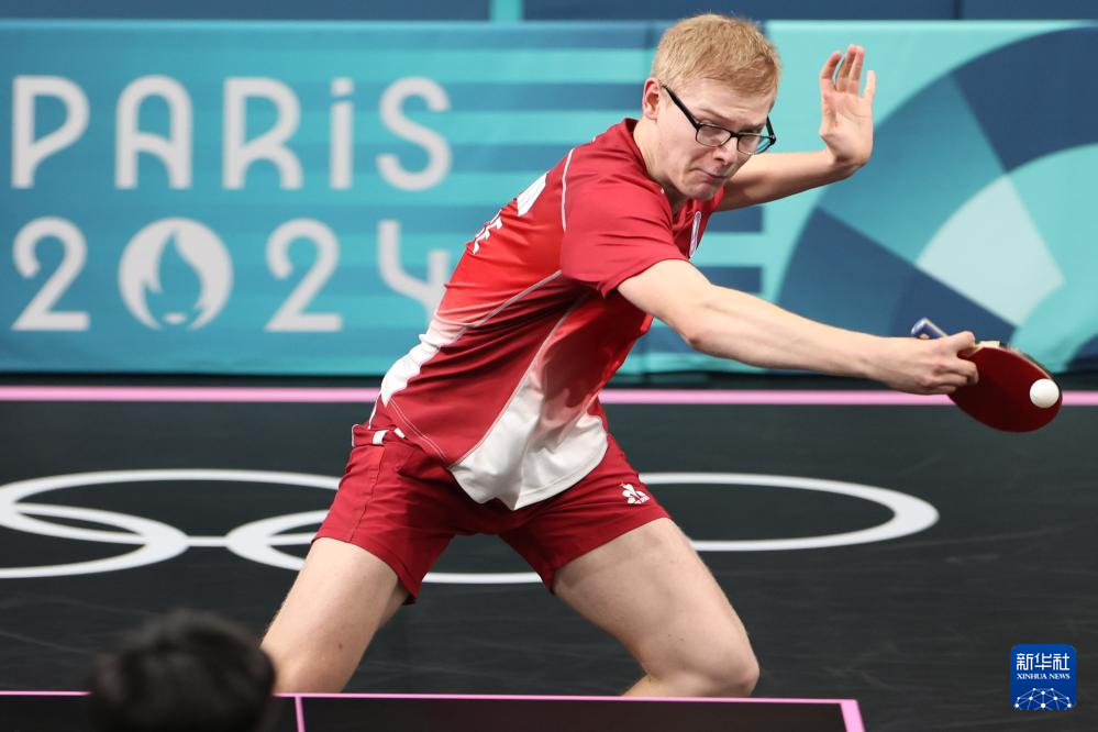 尽管他仍将 尽管他仍将